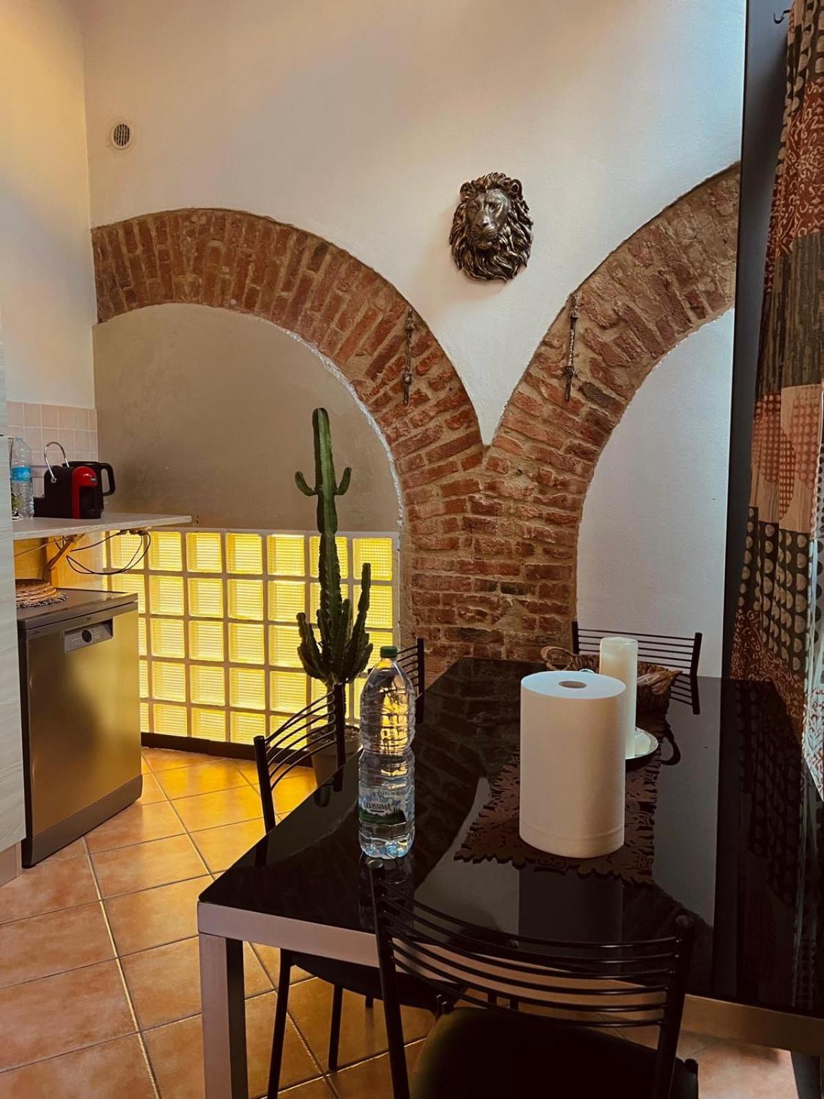 Appartamento Loft Dei Lupi 260M Dal Duomo Freeparking Cremona Esterno foto